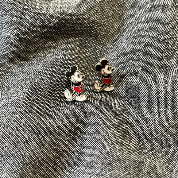 Vintage Mickey Mouse studs - Picture 2 of 3